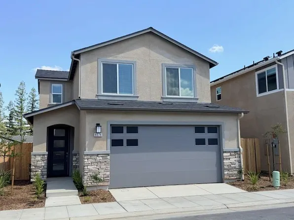 6576 Blushing Dr, Fresno, CA 93727