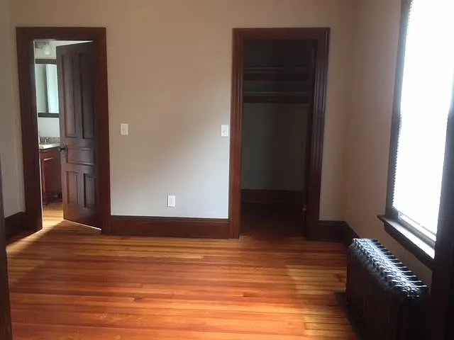 142 N Macomb St — Photo 3