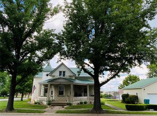 111W W Madison Ave, Owensville, MO 65066