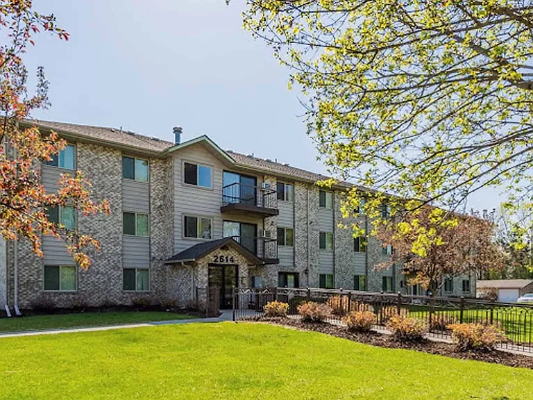 Woodland Park Apartments, Anoka, MN