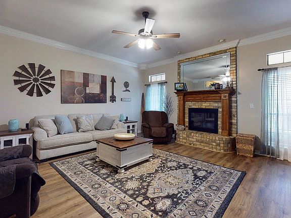 4th image of 5814 Forest Bend Ln