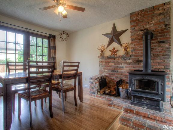 3rd image of 3773 SE Buckingham Dr