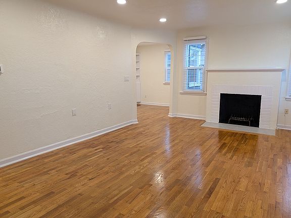 2nd image of 1002 S 12th St