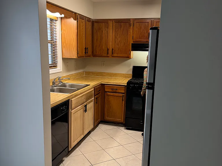 775 Joseph Club Dr SW #10 — Photo 14
