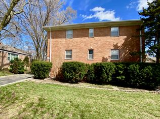 317 S Plum Grove Rd APT 5, Palatine, IL 60067