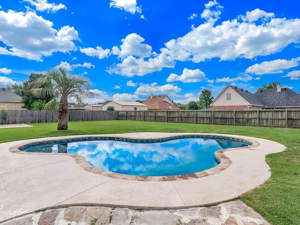 902 Blair Xing, Bossier City, LA 71111