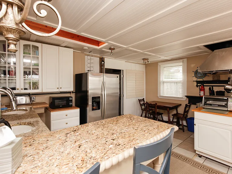 403 Crawford Rd #B — Photo 20
