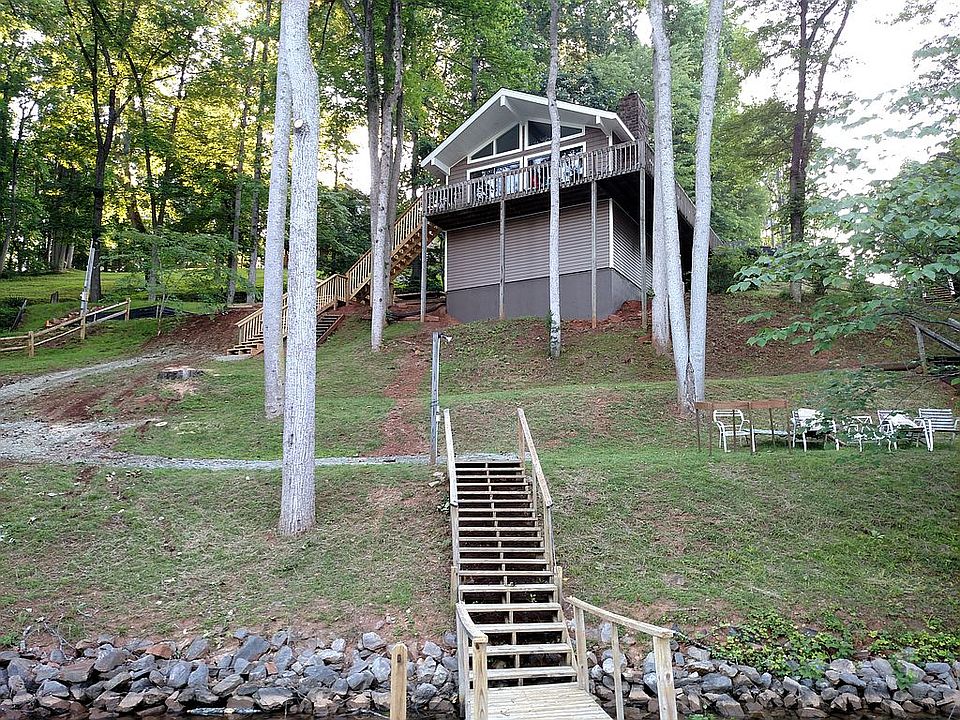 1st image of 1054 Coveside Cir