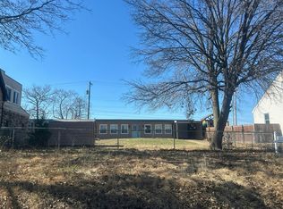 9461 Brenda Ave, Saint Louis, MO 63123