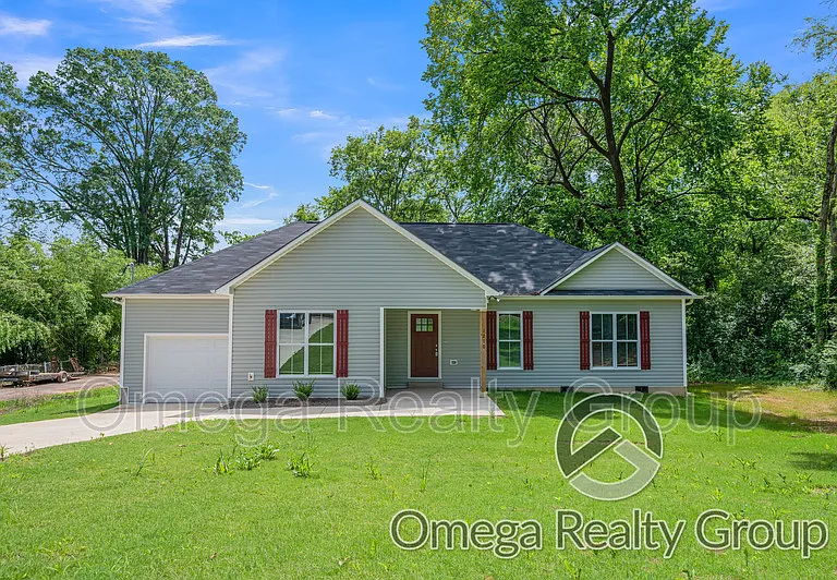 1210 Hueytown Rd — Photo 1