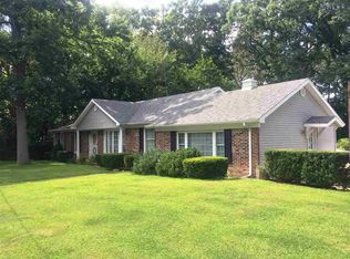 277 Engle Lake Rd E, Ligonier, IN 46767