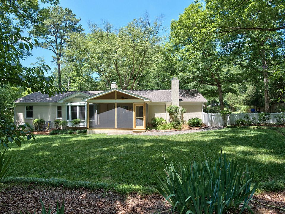 2nd image of 9 Kimberly Dr