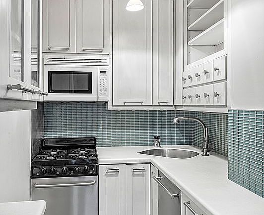 4th image of 241 E 76th St APT 7B