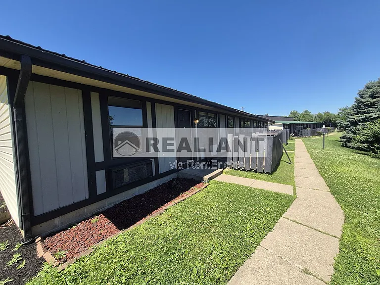 406 Amhurst Dr — Photo 13