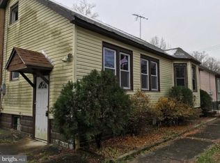 8 S Hook Rd, Pennsville, NJ
