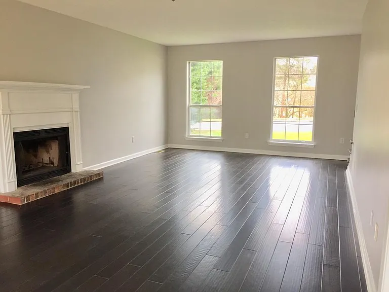 6109 Hunter Crest Dr — Photo 5