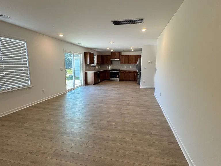 1020 Cunningham Farm Dr — Photo 16