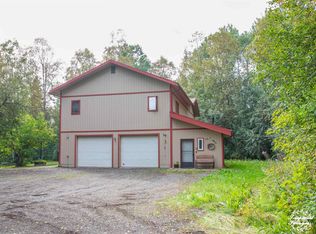 1229 Yoder Dr, Fairbanks, AK 99712