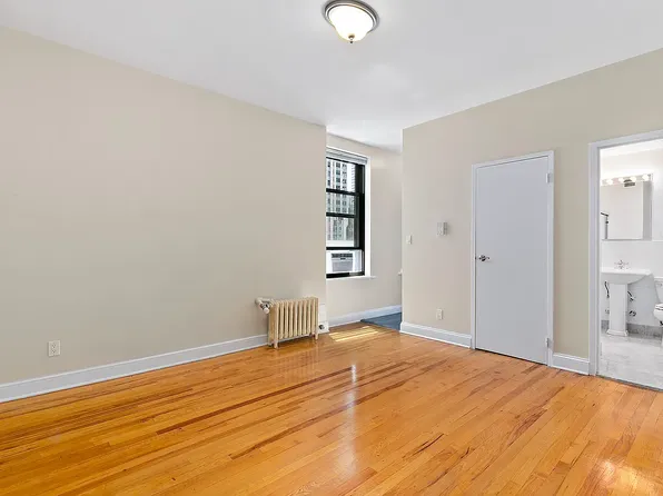 150 West 47th Street image 1 of 7