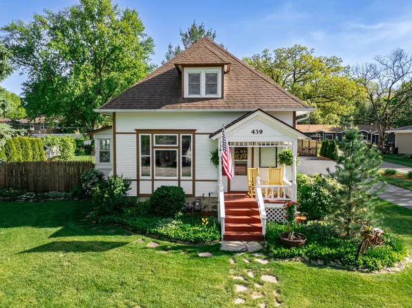 439 W Grant Hwy, Marengo, IL 60152