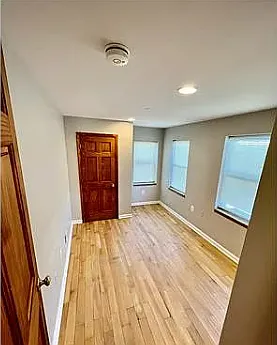 1599 Retreat St — Photo 6