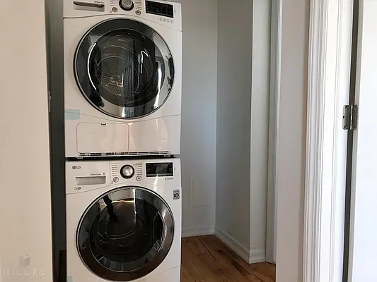 Rented by Hillel Realty Group | media 44