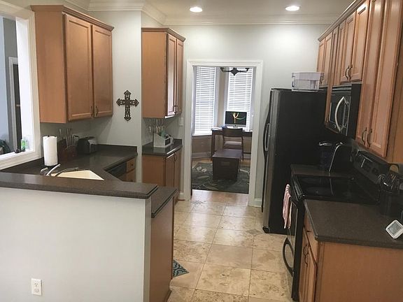 2nd image of 7019 Maysville Ln