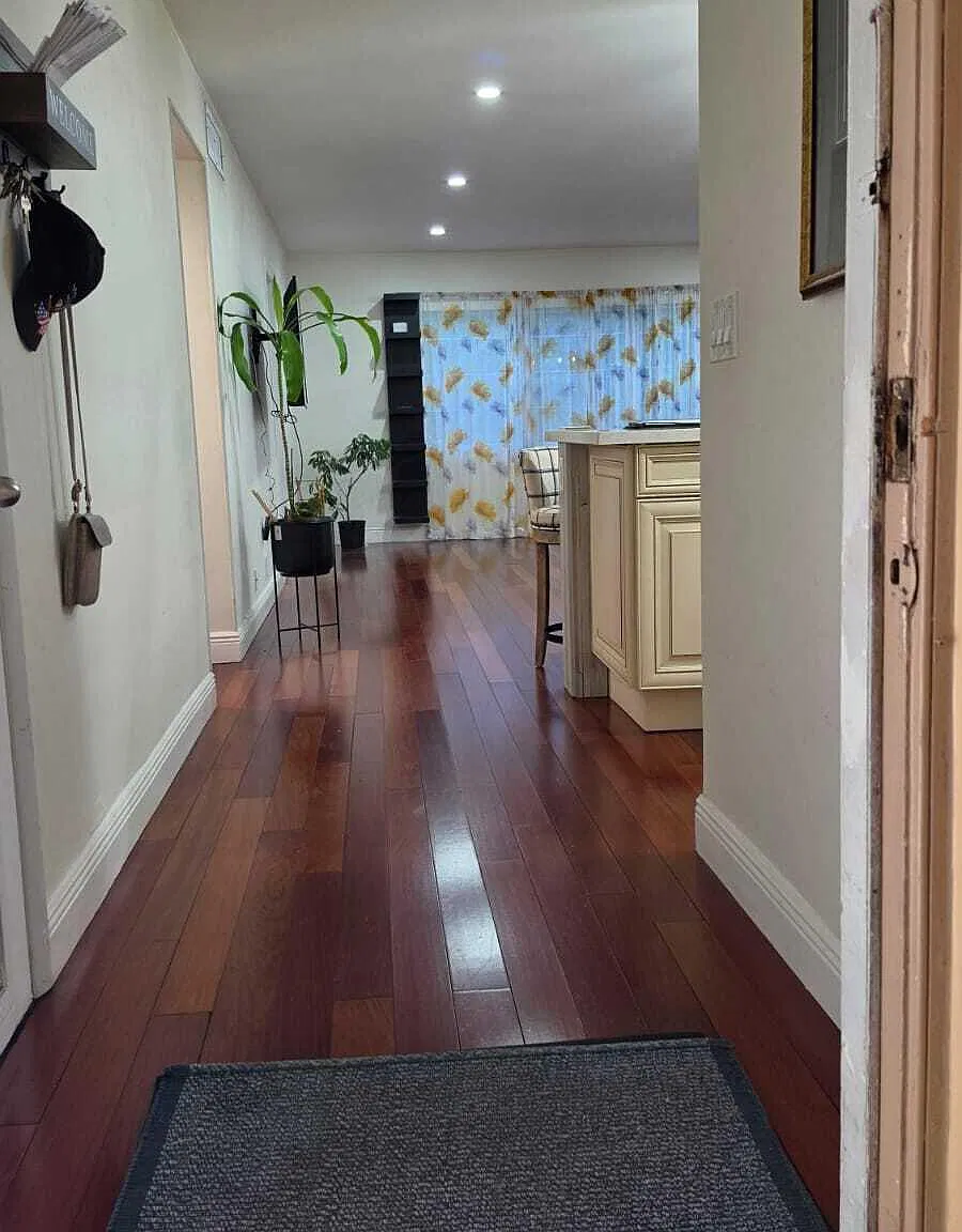 2 bed, 2.0 bath, 970 sqft, $2,200 — Photo 1