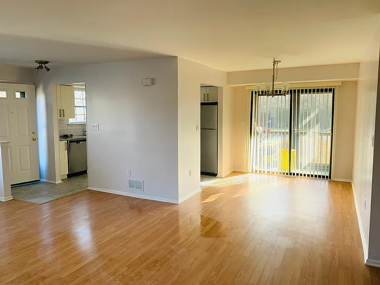 1 Fairway Ct — Photo 6