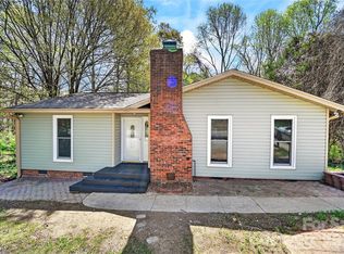 1919 Oak Hollow Rd, Gastonia, NC