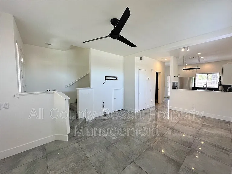 401 Vista Chino #11 — Photo 2