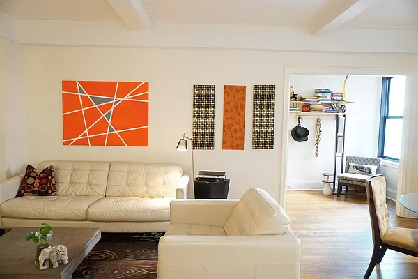 Rented by Renetta Real Estate | media 26