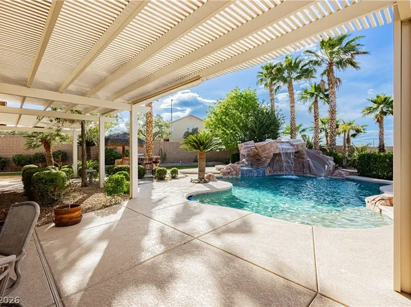8932 Mannix Ct, Las Vegas, NV 89143