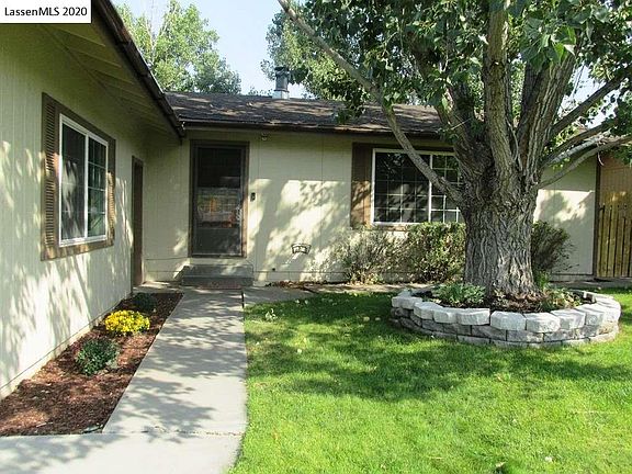 3rd image of 25 Renae Dr