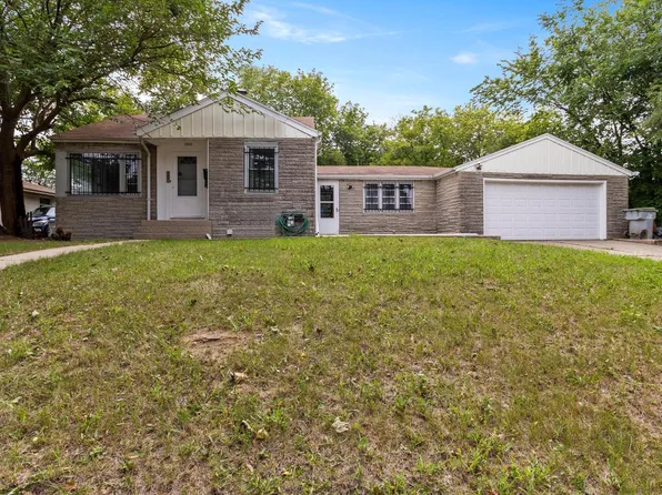 7503 West Thurston CIRCLE, Milwaukee, WI 53218