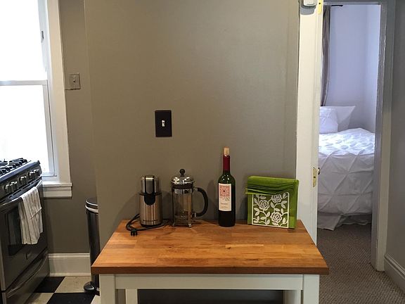 5th image of 2119 Kater St APT 1
