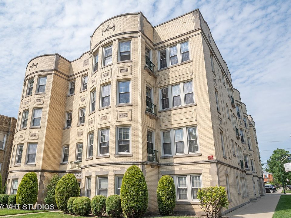 1st image of 2707 W Albion Ave APT 1
