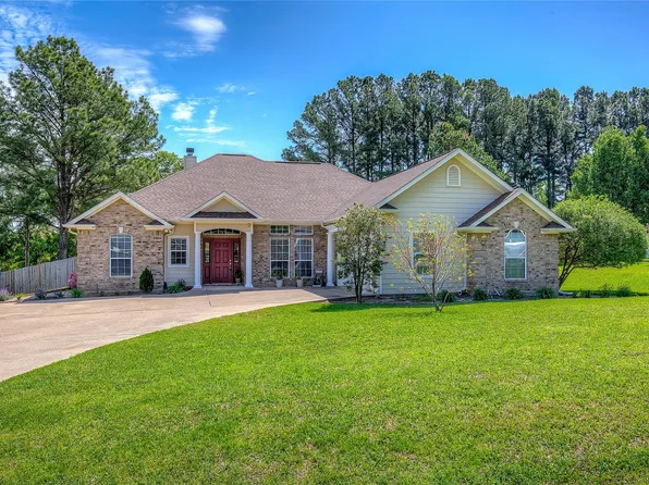 16734 Meadow Crest Dr, Lindale, TX 75771