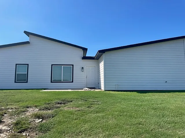 Building Photo - 63 Blackjack Cir
