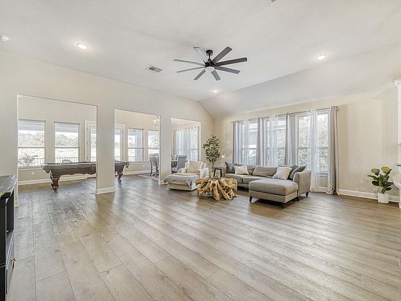 4th image of 1820 Ficuzza Way