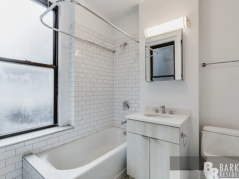105 E 15th St #56 — Photo 8