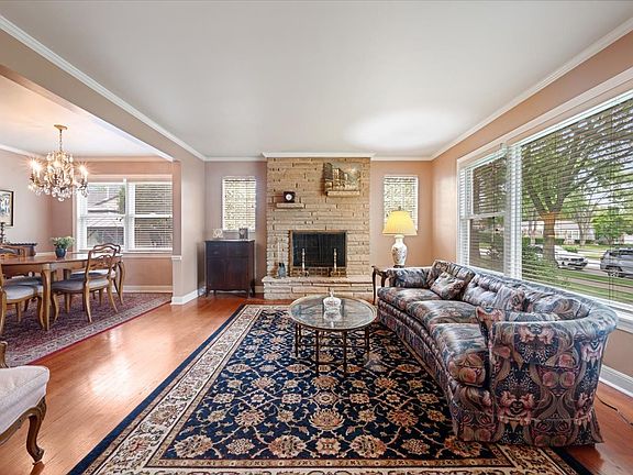 5th image of 7448 Keeler Ave