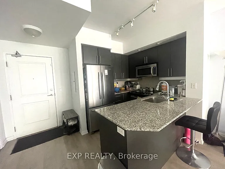 65 E Liberty St #1608 — Photo 3