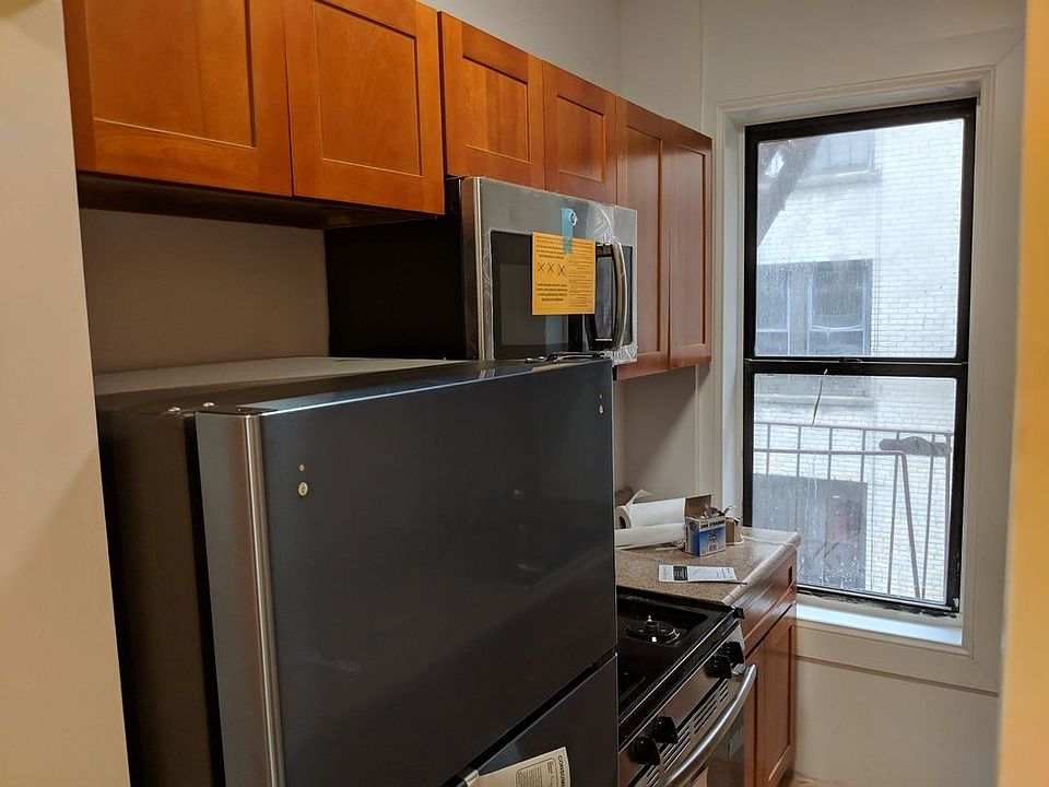 1st image of 170 E 19th St APT 3F
