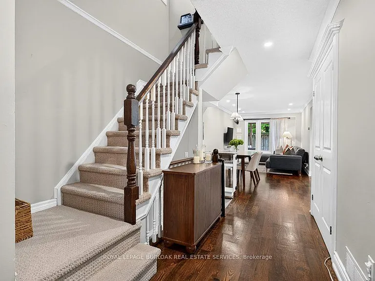 2354 Marine Dr — Photo 20