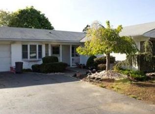 25 Ferland Ln, Aberdeen, NJ 07747