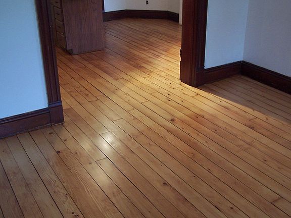 Clear fir floors 1st floor