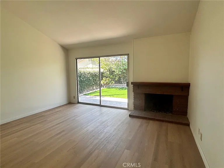 5011 Greencap Ave — Photo 5