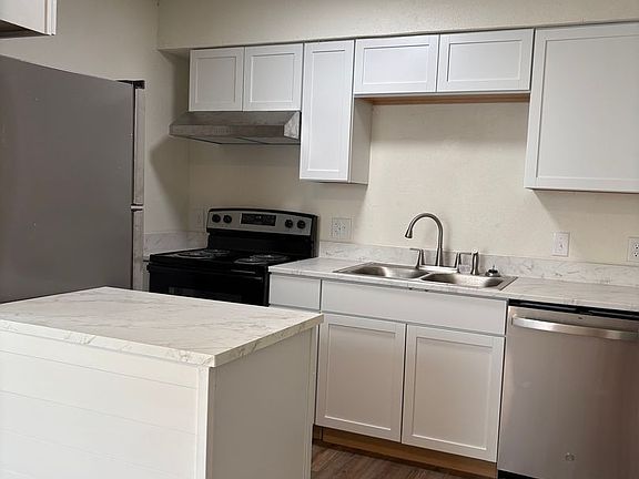 4th image of 2517 Leeper Dr #19400989