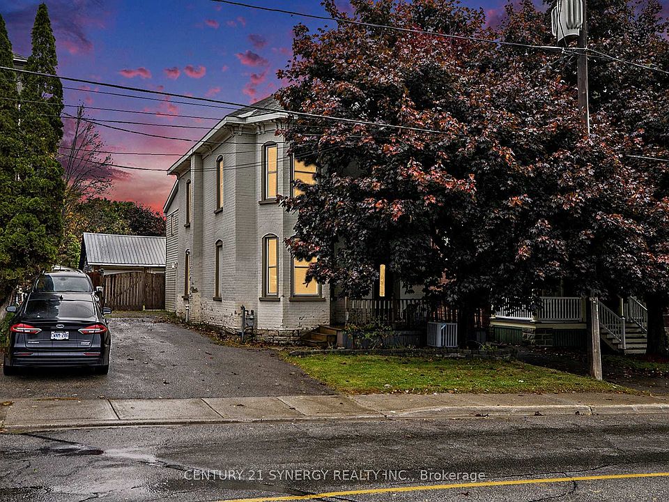 1st image of 17 Elmsley St S